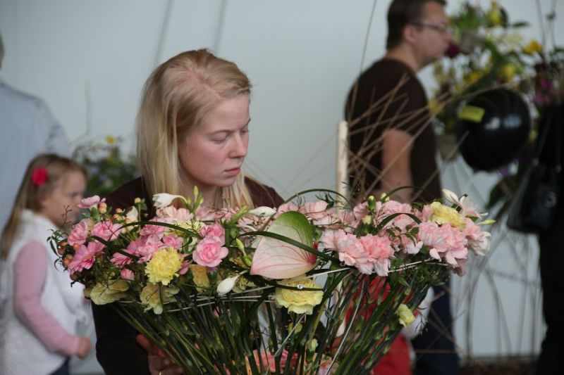 Master of floral design student Hanna Tervo, Finnish Championship competition